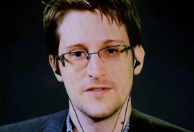 Edward Snowden explique comment la NSA surveille les journalistes
